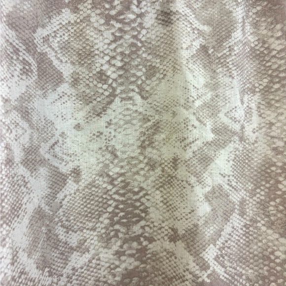 New Direction Animal Print Short Sleeve top, PM - Picture 3 of 3